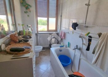 Four-room apartment Via Torino, San Francesco al Campo - photo 7