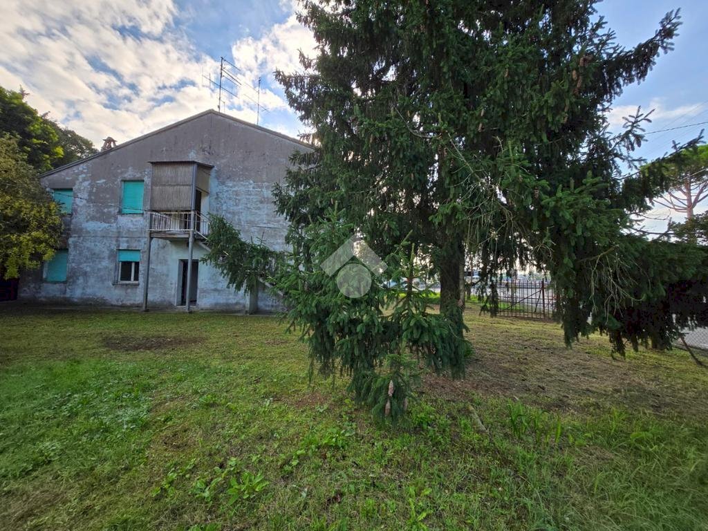 Independent house Via Fiumazzo, Russi - photo 2