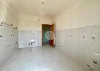 Quadrilocale Via Digione, Torino - foto 9