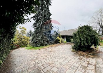 Villa Unifamiliare Via  Alessandro Manzoni, Uggiate-Trevano - foto 15