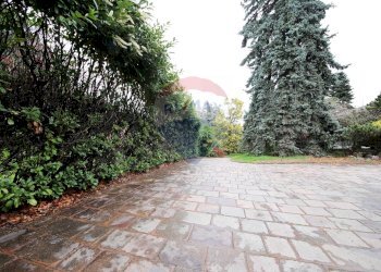 Villa Unifamiliare Via  Alessandro Manzoni, Uggiate-Trevano - foto 28