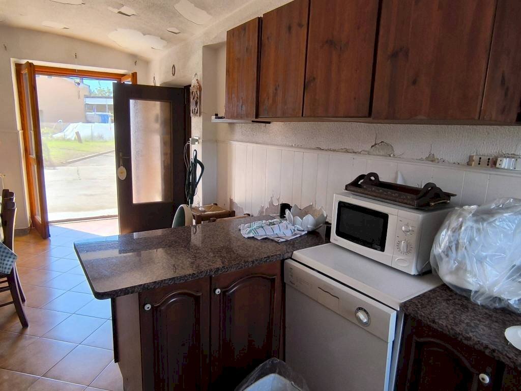 Cucina - Rustico strada Frave, 4, Carrù - foto 1