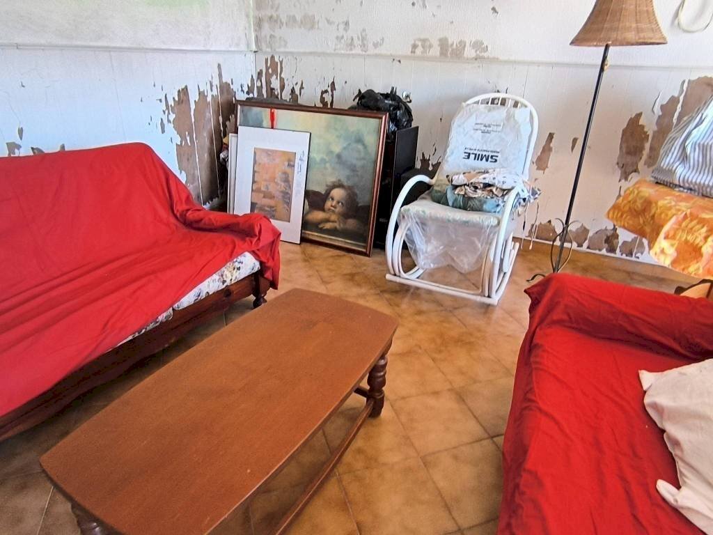 Salone - Rustico strada Frave, 4, Carrù - foto 2