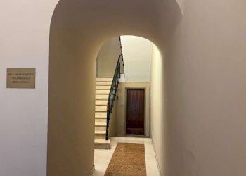 Vano scala - Ufficio via Goito, Bologna (zona Centro Storico) - foto 4