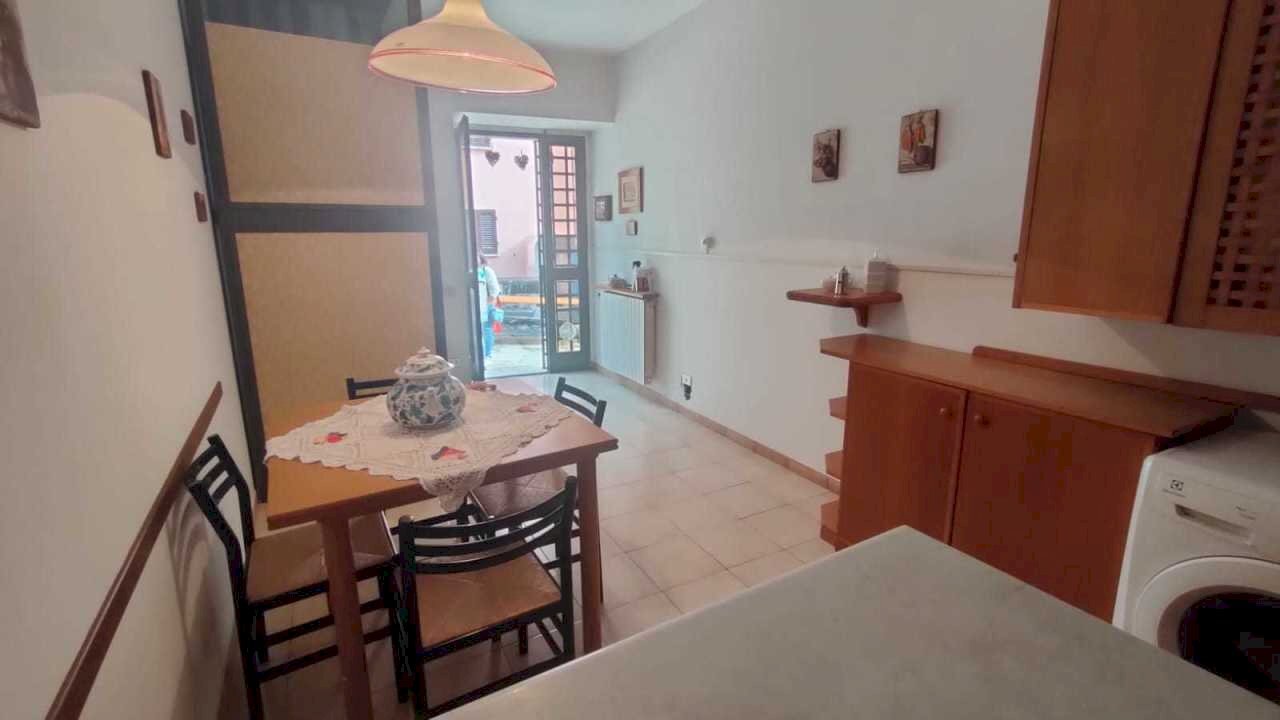 lu2.jpg - Townhouse Luni - photo 2