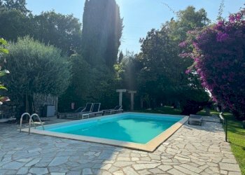 PISCINA 2.jpg - Villa Via Adelasia 139, Alassio - foto 2