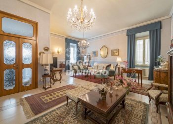 0009.jpg - Appartamento Frascati - foto 6