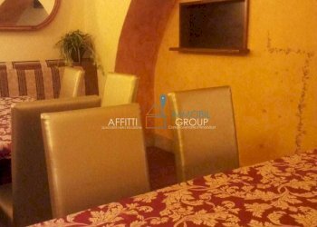 WhatsApp Image 2022-10-12 at 17.25.00.jpeg - Locale Commerciale Piazza delle Erbe 15, Carrara - foto 7