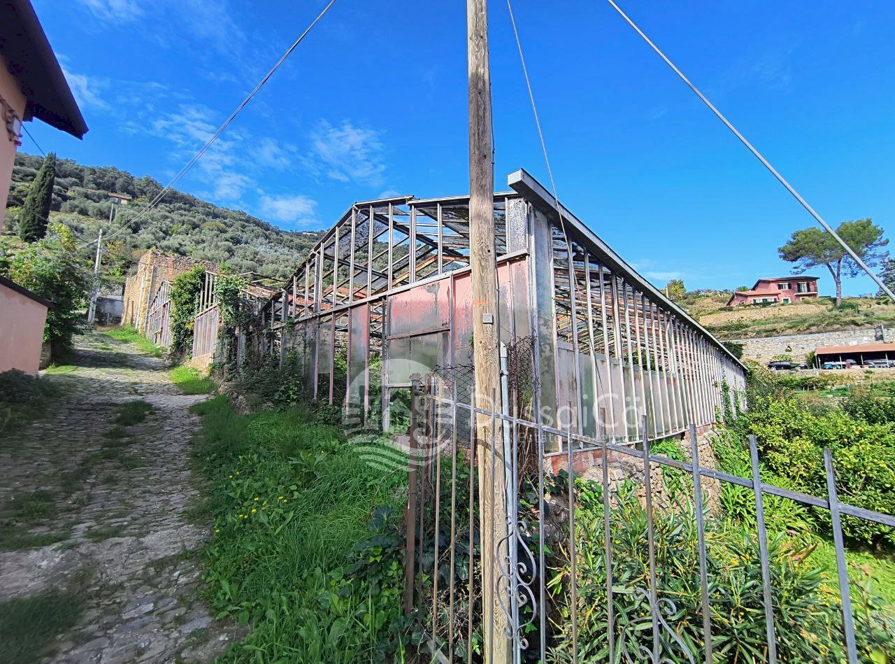 Building land Via San Sebernando, Dolceacqua - photo 3