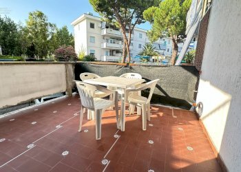 Two-room apartment Via Dei Mille, San Benedetto del Tronto - photo 2