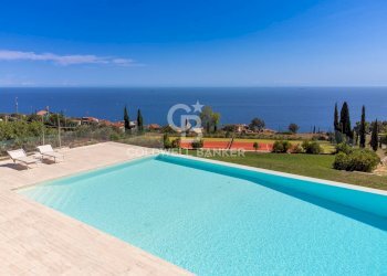 Villa Unifamiliare Strada Antica Torre, Cipressa - foto 6