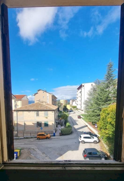 Vista - Trilocale via Andrea De Litio, 5, L'Aquila - foto 2