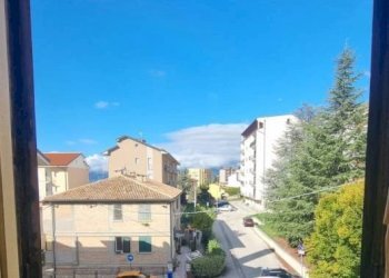 Vista - Trilocale via Andrea De Litio, 5, L'Aquila - foto 2