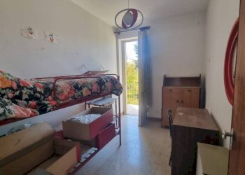 Camera da letto - Trilocale via Andrea De Litio, 5, L'Aquila - foto 3