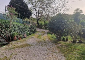 giardino - Appartamento Strada Ponte della Pietra 12, Perugia - foto 4