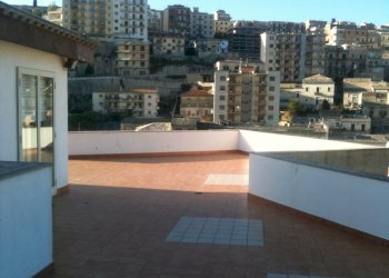 IMG_0098.jpg - Attico Viale Medaglie D'Oro, Modica - foto 2