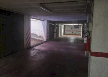 WhatsApp Image 2024-10-23 at 09.46.01 (3).jpeg - Box Piazza Massena, Genova - foto 4