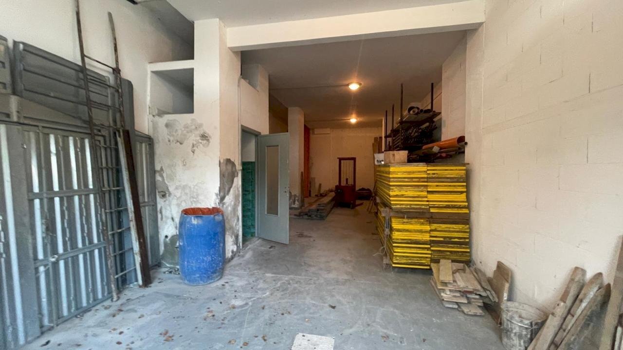 IMG-20241023-WA0002.jpg - Box Via Francesco Mignone, Savona - photo 2