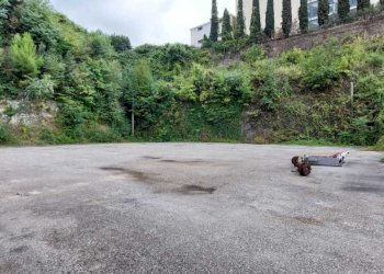 9c0c5a55-d53c-4de5-80b6-0efe89ca4d6c.jpg - Magazzino Via Carlo Gatti 12, Salerno - foto 2