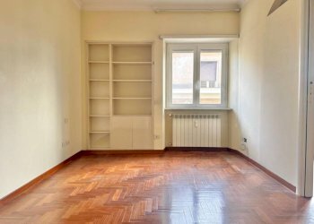 Camera da letto - Bilocale via Archimede, 109, Roma - foto 5