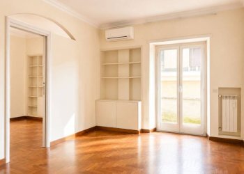 Soggiorno - Bilocale via Archimede, 109, Roma - foto 3