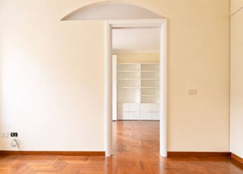 Camera da letto - Bilocale via Archimede, 109, Roma - foto 17