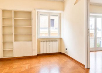 Camera da letto - Bilocale via Archimede, 109, Roma - foto 18
