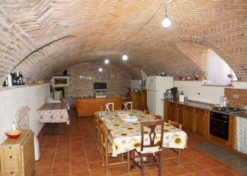 Cucina - Rustico Regione Brussacco, Agliano Terme - foto 32