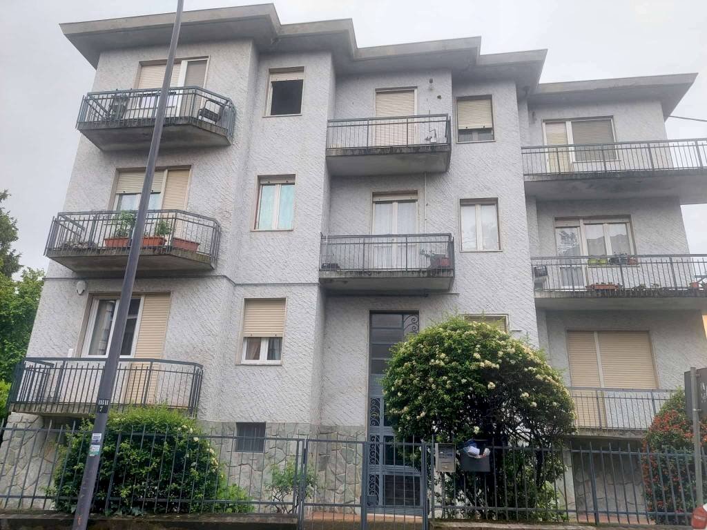 Facciata - Three-room apartment via Gandolfino Roreto, Asti - photo 1