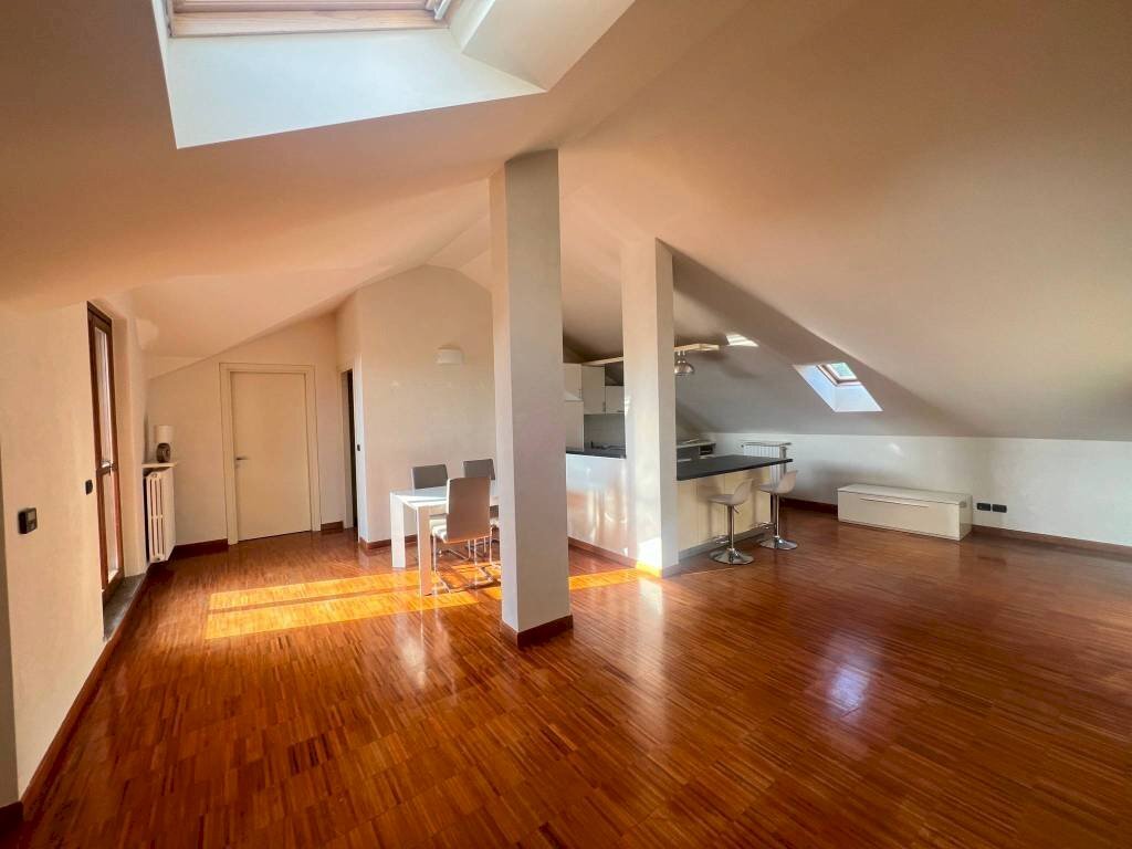 Stanza non arredata - Three-room apartment strada Revigliasco, 31, Moncalieri - photo 3