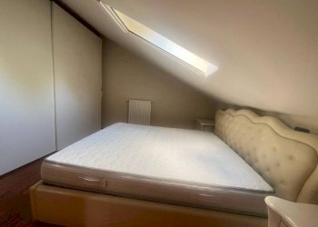 Camera da letto - Three-room apartment strada Revigliasco, 31, Moncalieri - photo 10