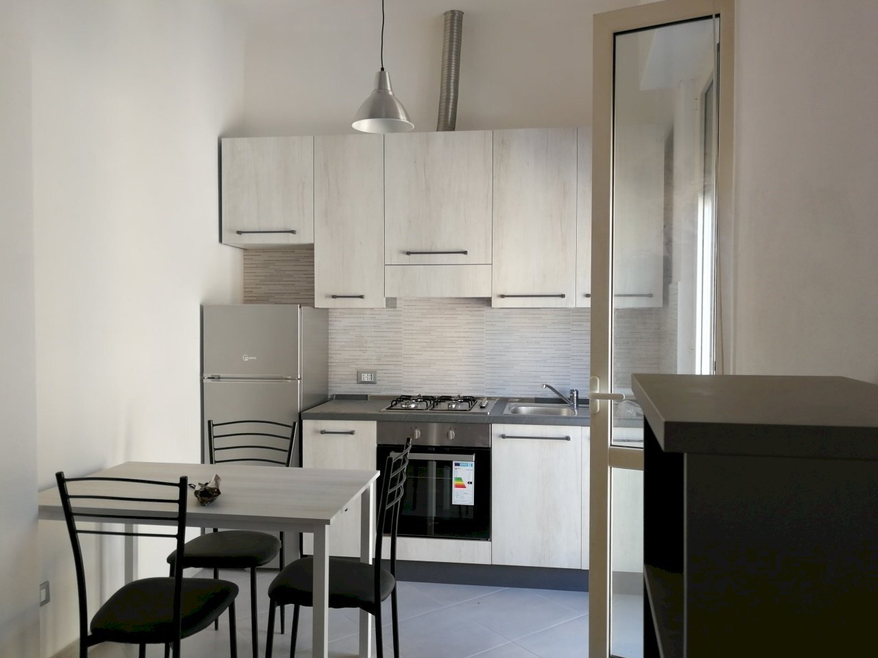 2.jpg - Three-room apartment Sarzana - photo 1