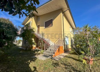 ESTERNI - Casa indipendente VIA MARCO POLO  23, Cervignano del Friuli - foto 1