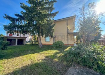 ESTERNI - Casa indipendente VIA MARCO POLO  23, Cervignano del Friuli - foto 2