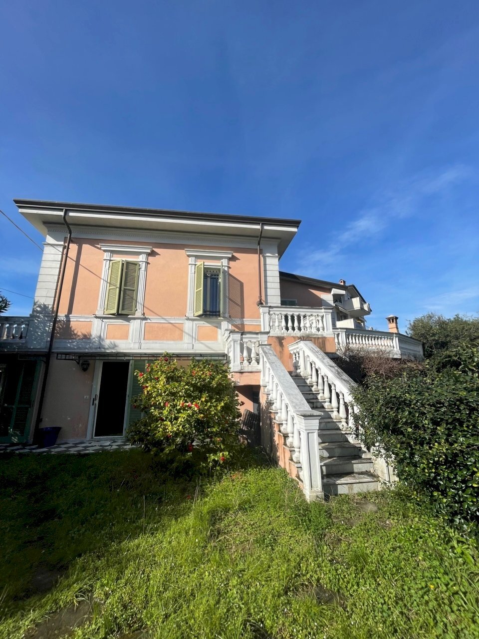 IMG_4534.jpg - Portion of a house Carrara - photo 1