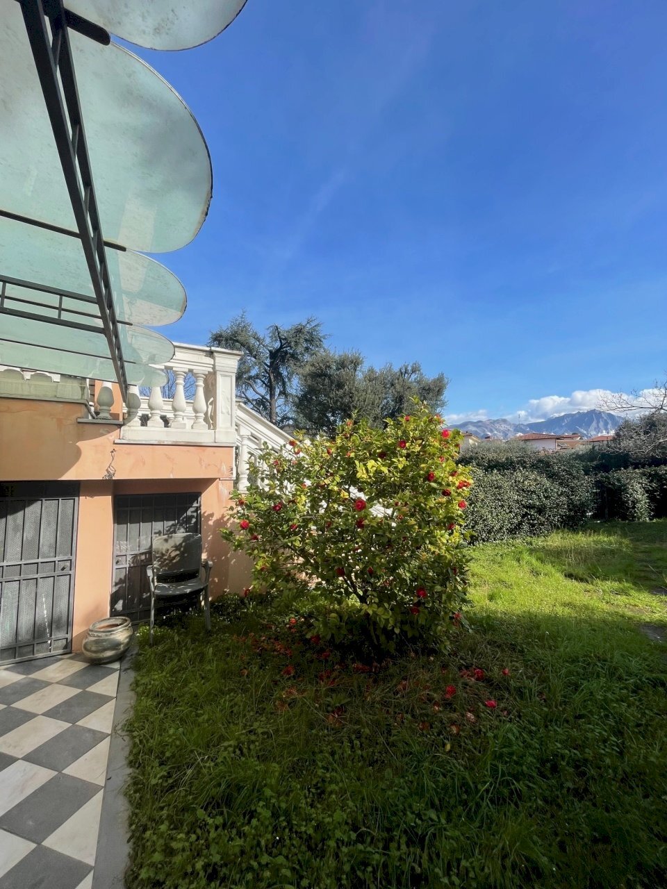 IMG_4533.jpg - Portion of a house Carrara - photo 2