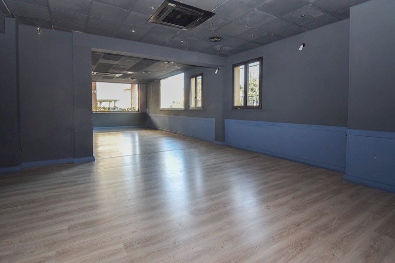 Negozio Cadelbosco di Sopra - foto 1