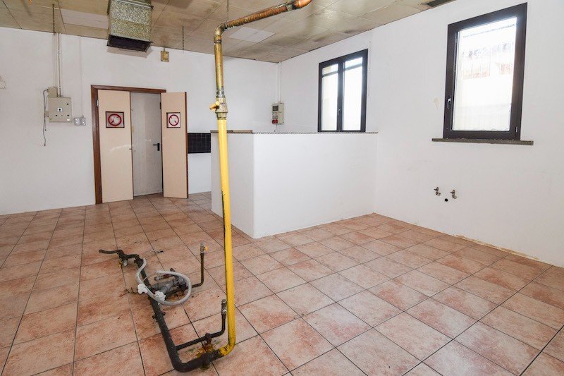 Negozio Cadelbosco di Sopra - foto 2