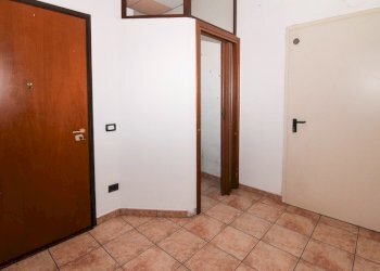 Negozio Cadelbosco di Sopra - foto 5