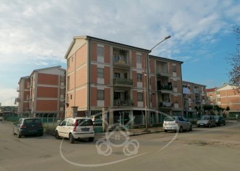 Box via Luigi Obertj, 1, Foggia - foto 1