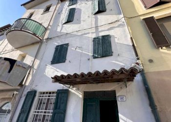 Casa indipendente Fornovo di Taro - foto 1