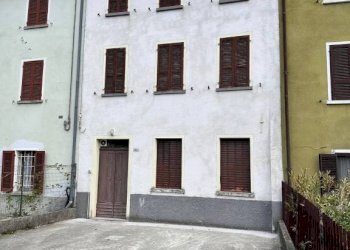 Casa indipendente Bardi - foto 1