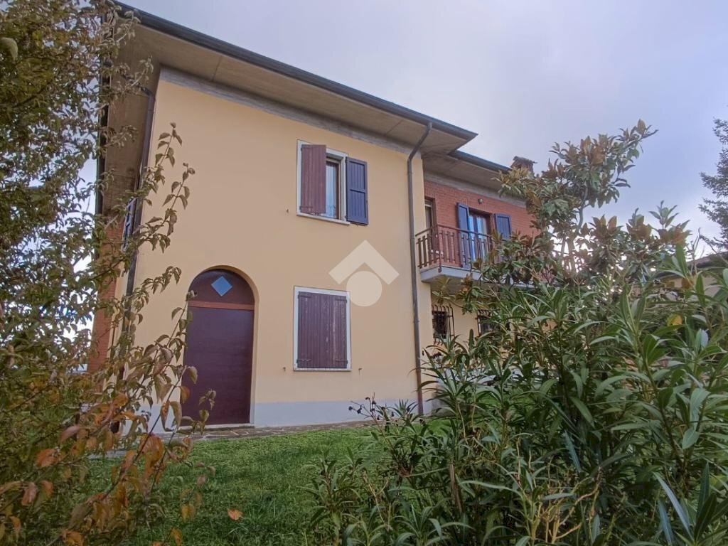 Villa Via Montecchio, Baiso - foto 2