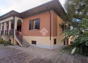Villa Via Montecchio, Baiso - foto 3