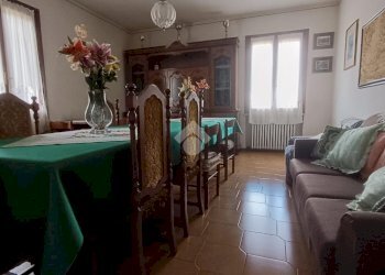 Villa Via Montecchio, Baiso - foto 5