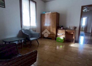 Villa Via Montecchio, Baiso - foto 8