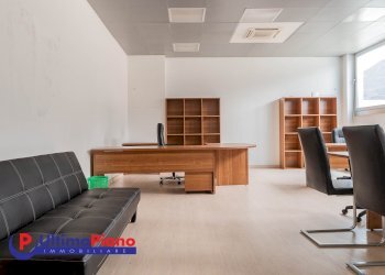 Office Località Grand Chemin 187, Saint-Christophe - photo 2