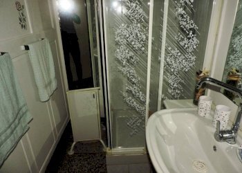 Bagno - Appartamento piazza Nicolò Montano, 2a, Genova (zona Sampierdarena) - foto 22
