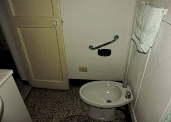 Bagno - Appartamento piazza Nicolò Montano, 2a, Genova (zona Sampierdarena) - foto 23