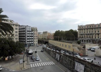 Vista - Appartamento piazza Nicolò Montano, 2a, Genova (zona Sampierdarena) - foto 24